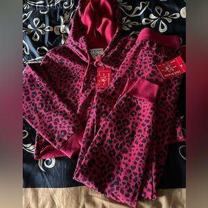 Brand New Women’s True Religion Sweatsuit